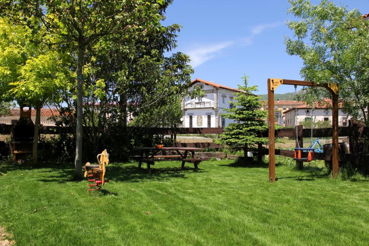 Casa Rural Juanserena Echarren ภายนอก รูปภาพ